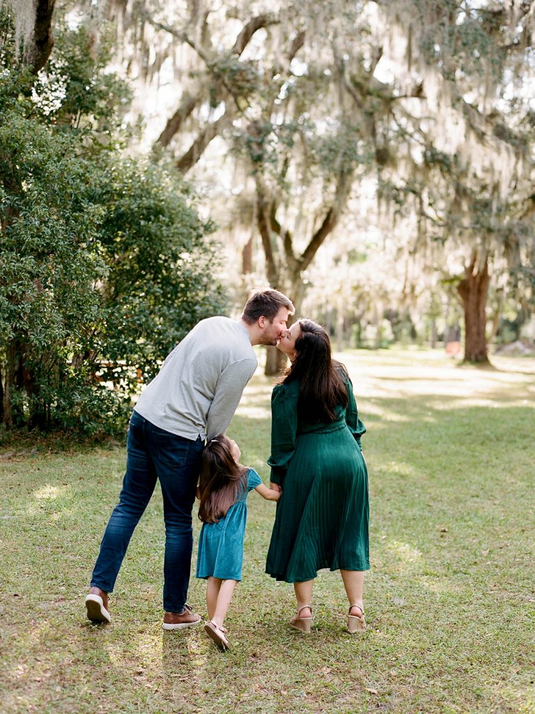 Mead Botanical Gardens Family Session by Heidi Vail Photography Florida Film Photographer Winter Park